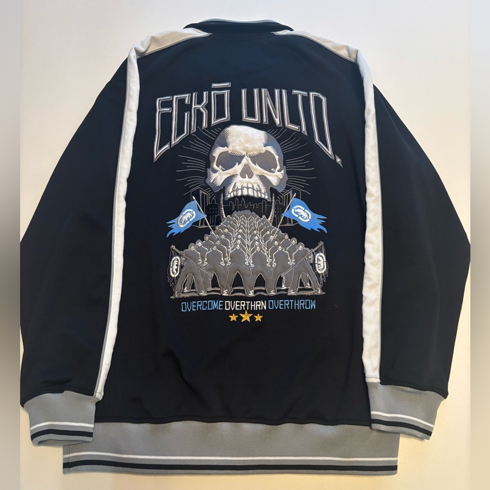 Skull Y2K vintage ecko unltd sweater